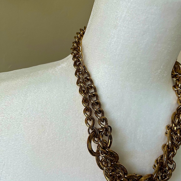 J. CREW CHUNKY GOLD MULTI CHAIN NECKLACE - Picture 3 of 4